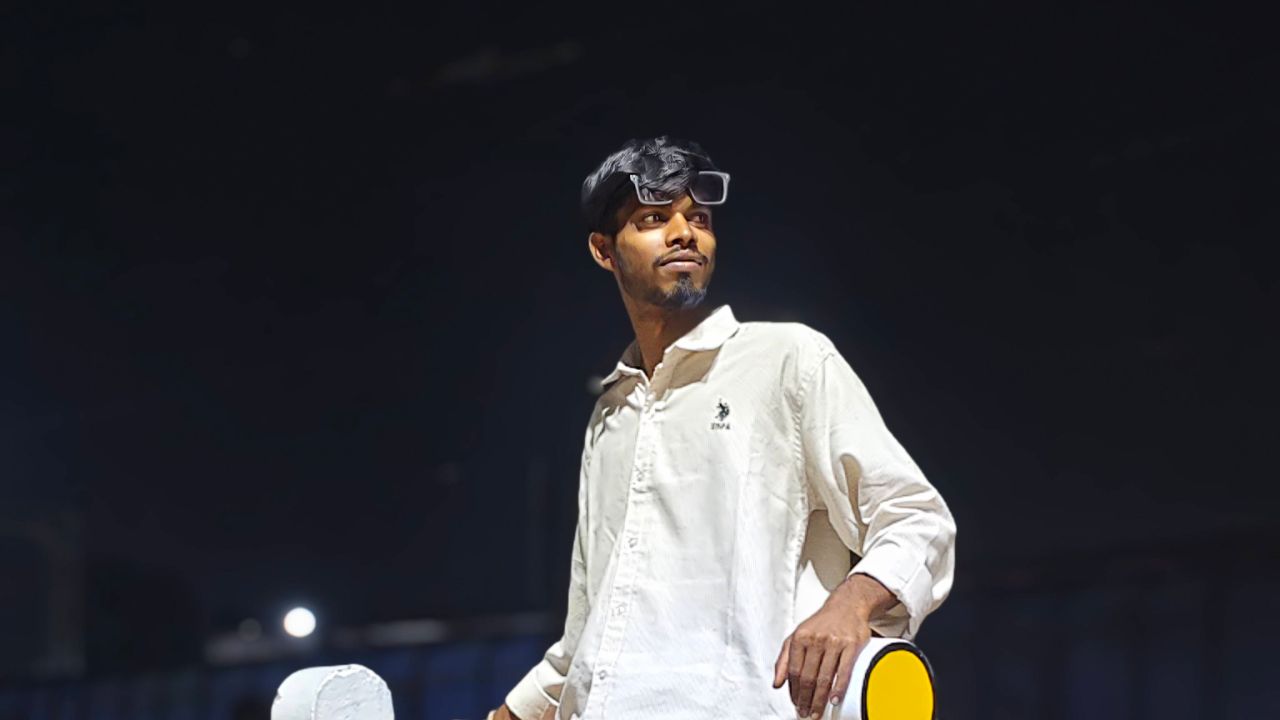 @AADIWASI VLOGER
