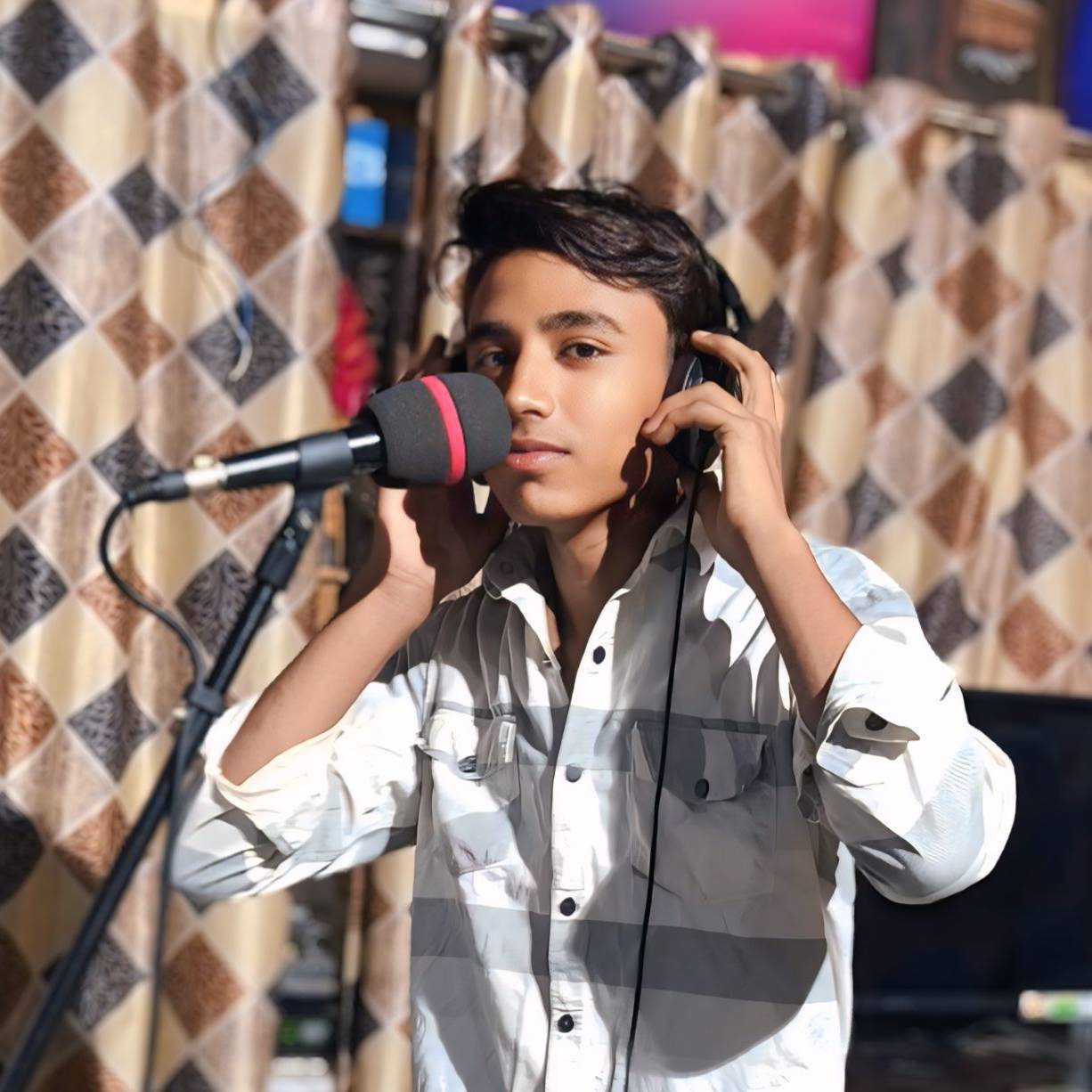 Singer Sachin Tiger on Bideo