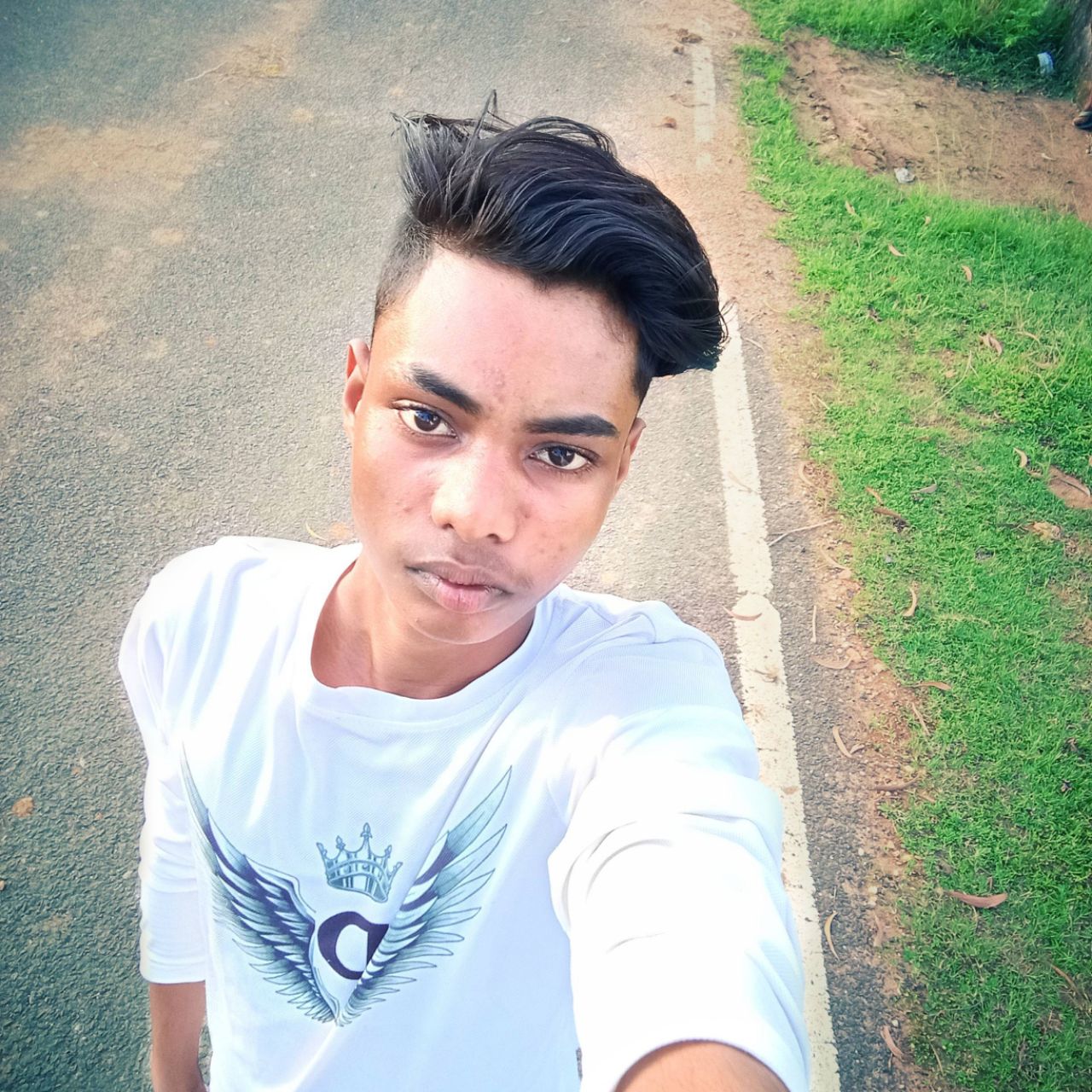 Dinesh yt Jh21 on Bideo