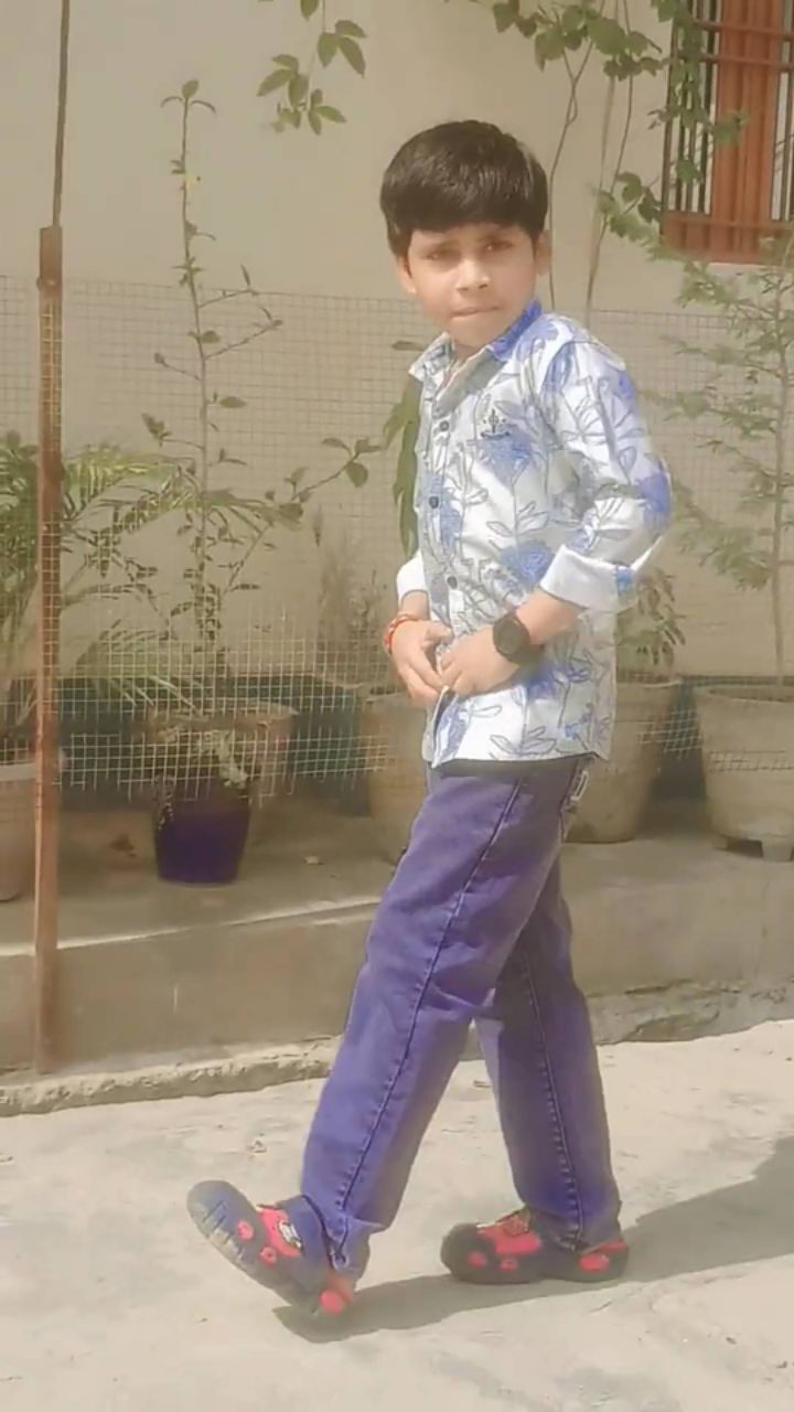 Dekhte hi humko tum pasand aa gayi ☺️🕺
