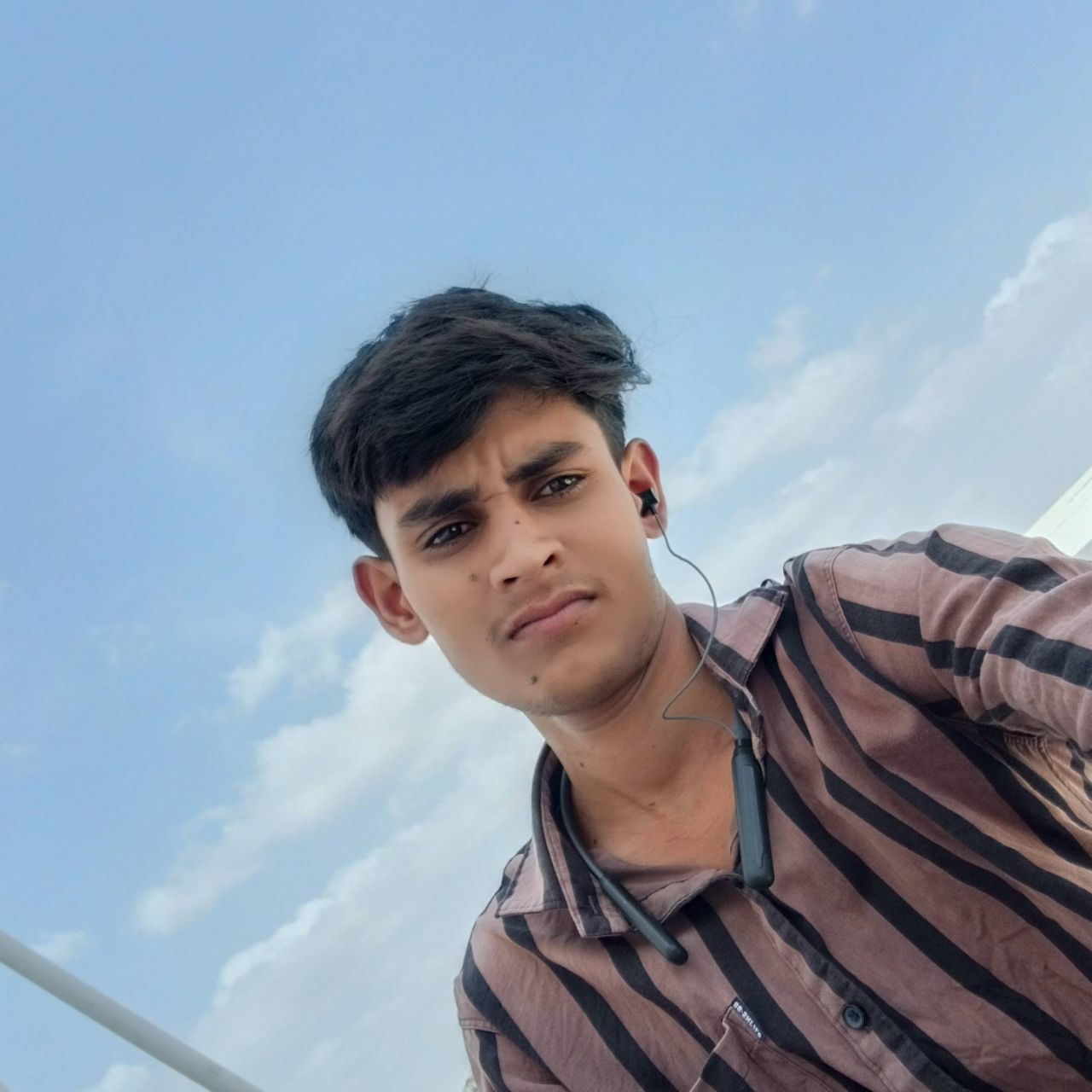 BADAL♣ EXPLAIN TEAM on Bideo