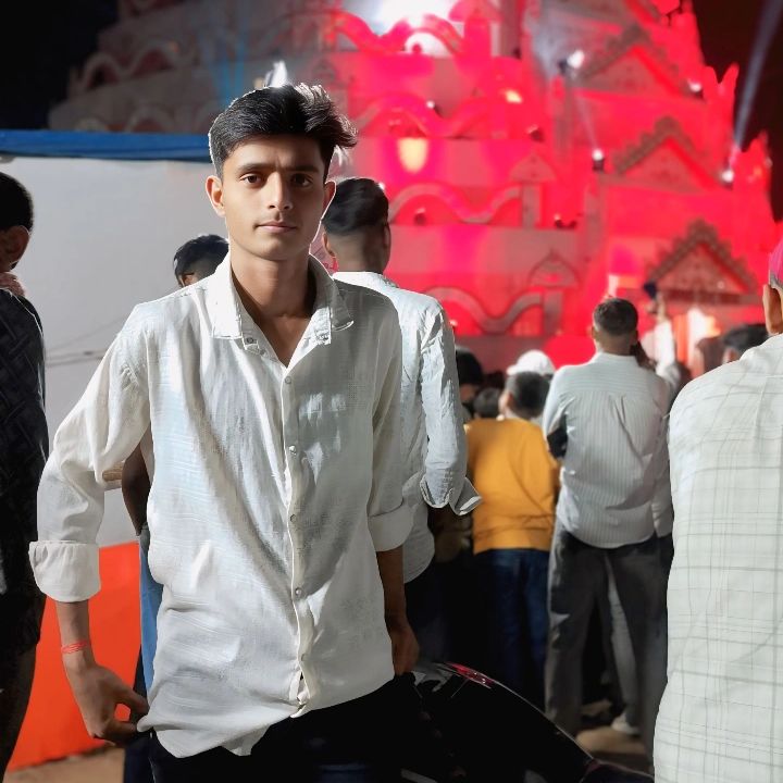 Rohit Kumar yaduvanshi on Bideo