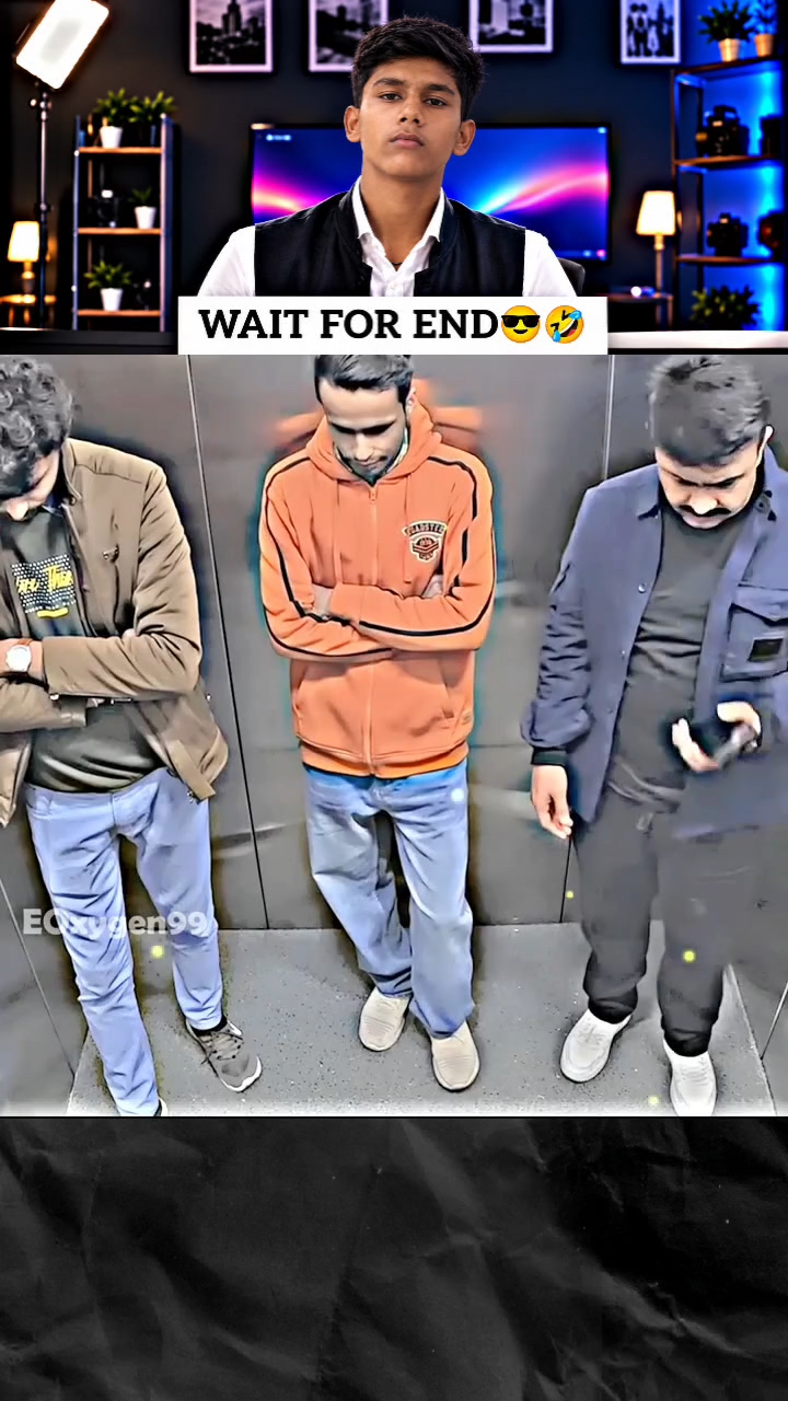 Unexpected Reactions in the Elevator! 🤣