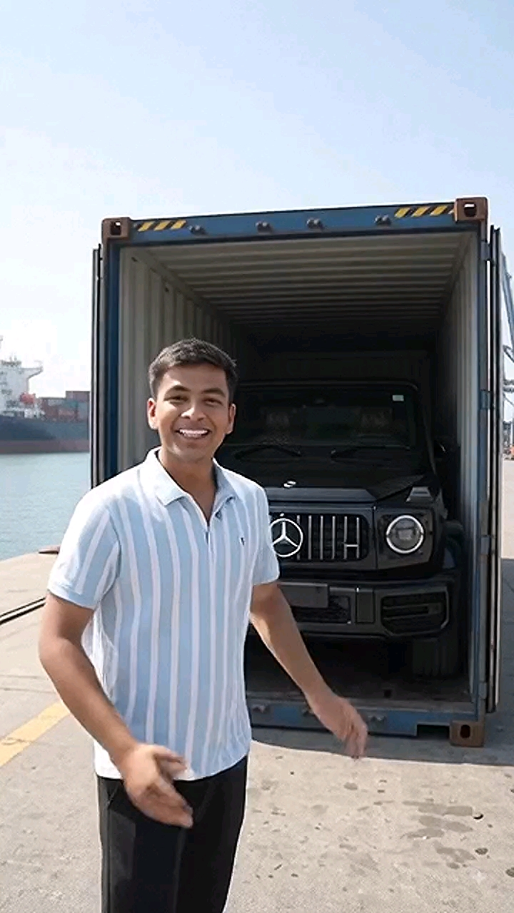 #shorts #viral #tractor #video #trending: AI short video