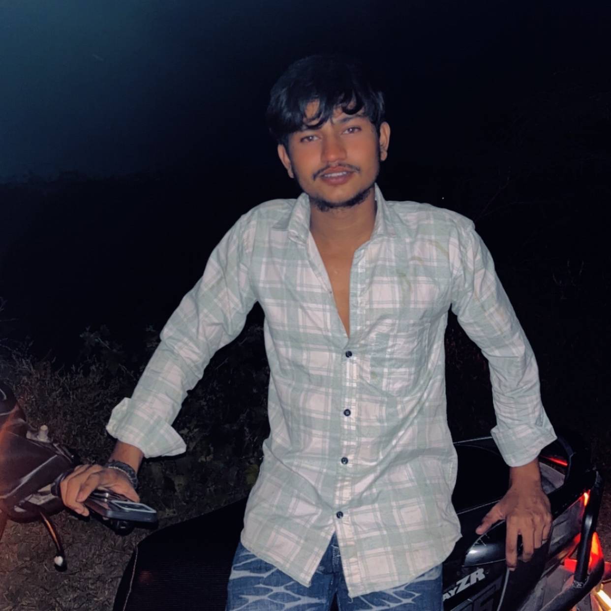 Razeem on Bideo
