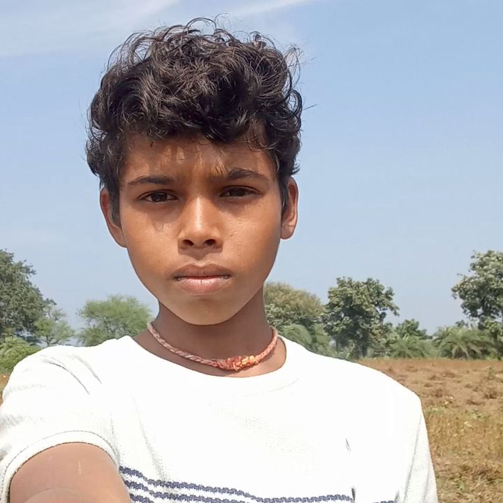 Sumit_Lodhi_Vlogs on Bideo