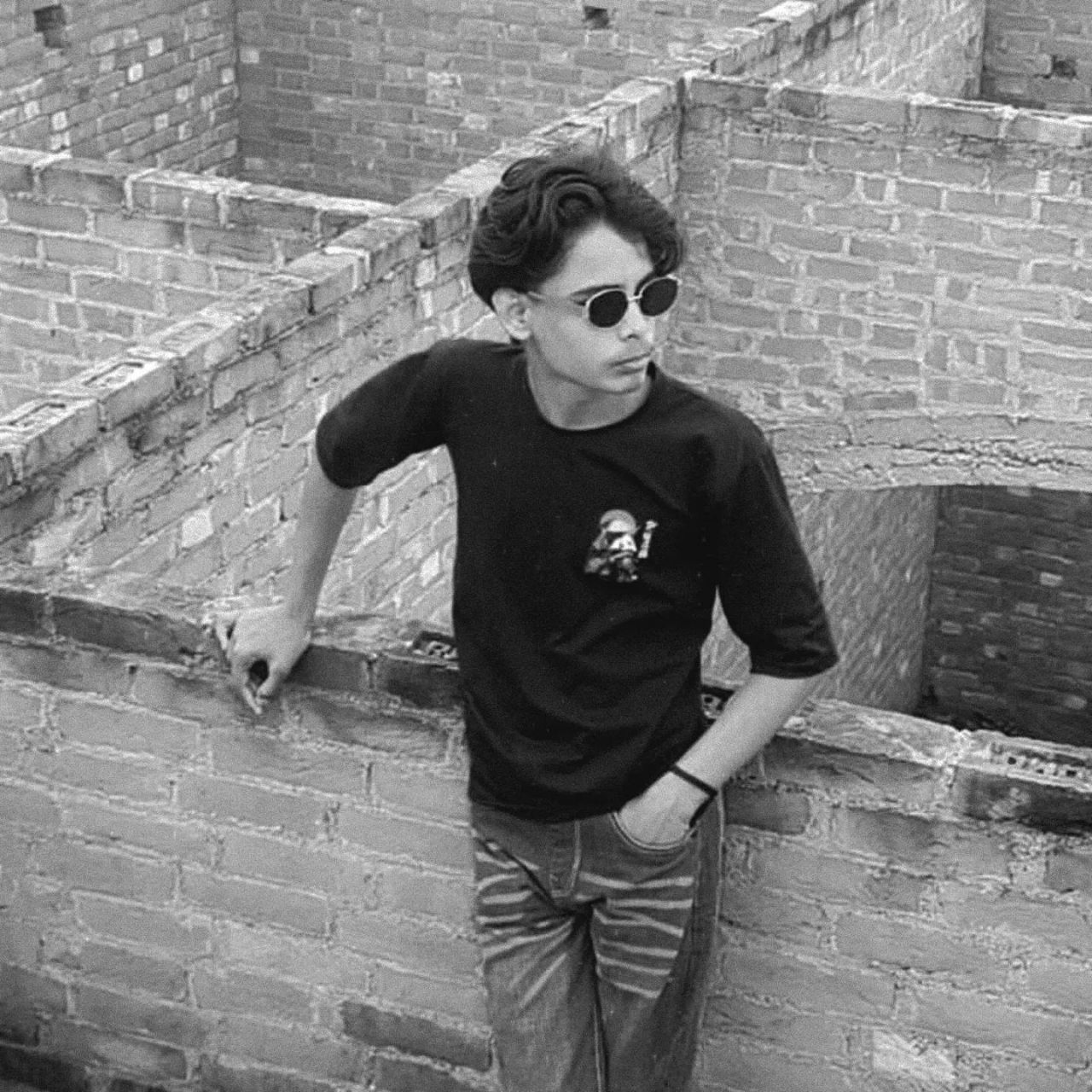 Farid khan 313 on Bideo
