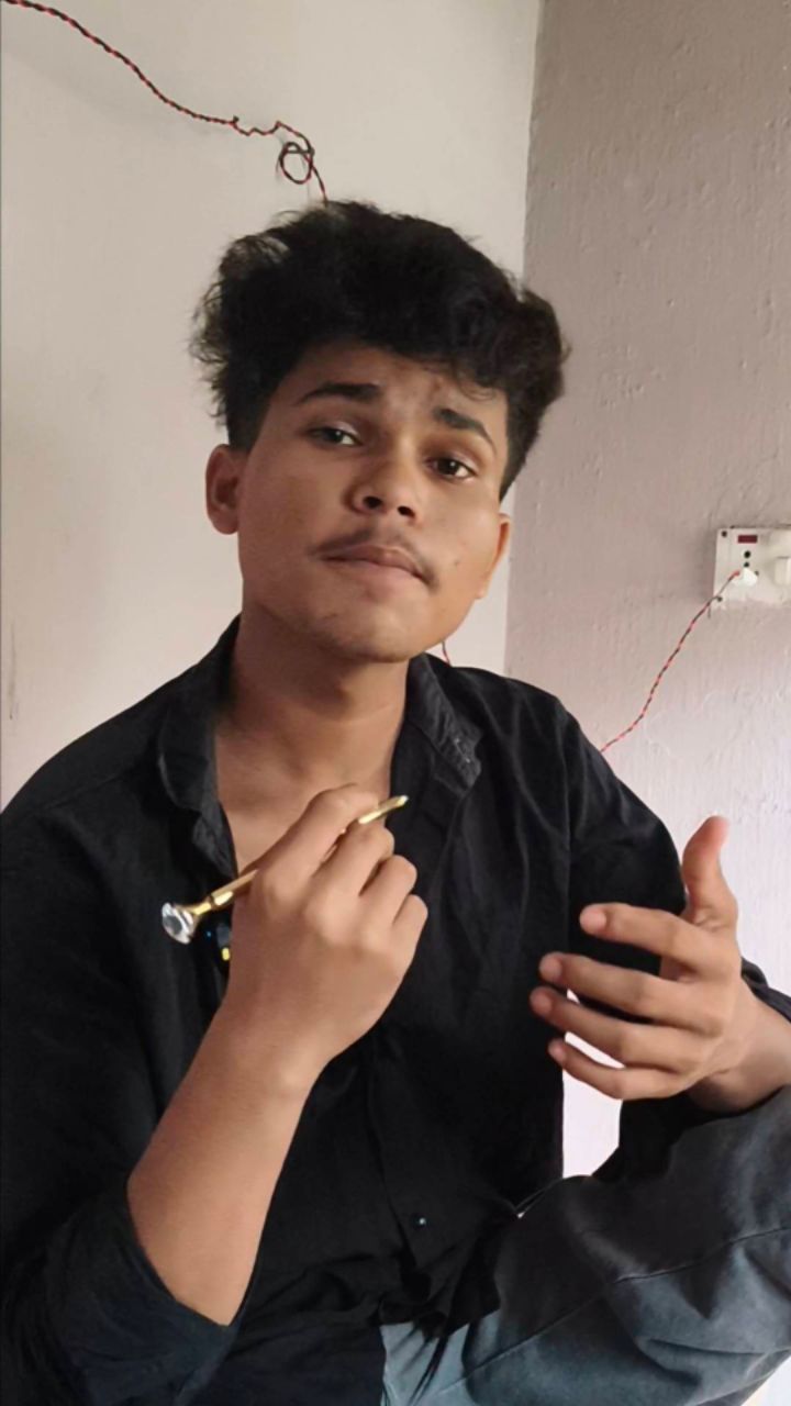 Lalchi ladki