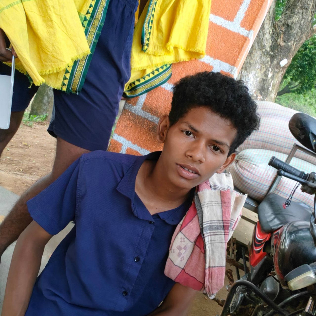 Mr Subham on Bideo