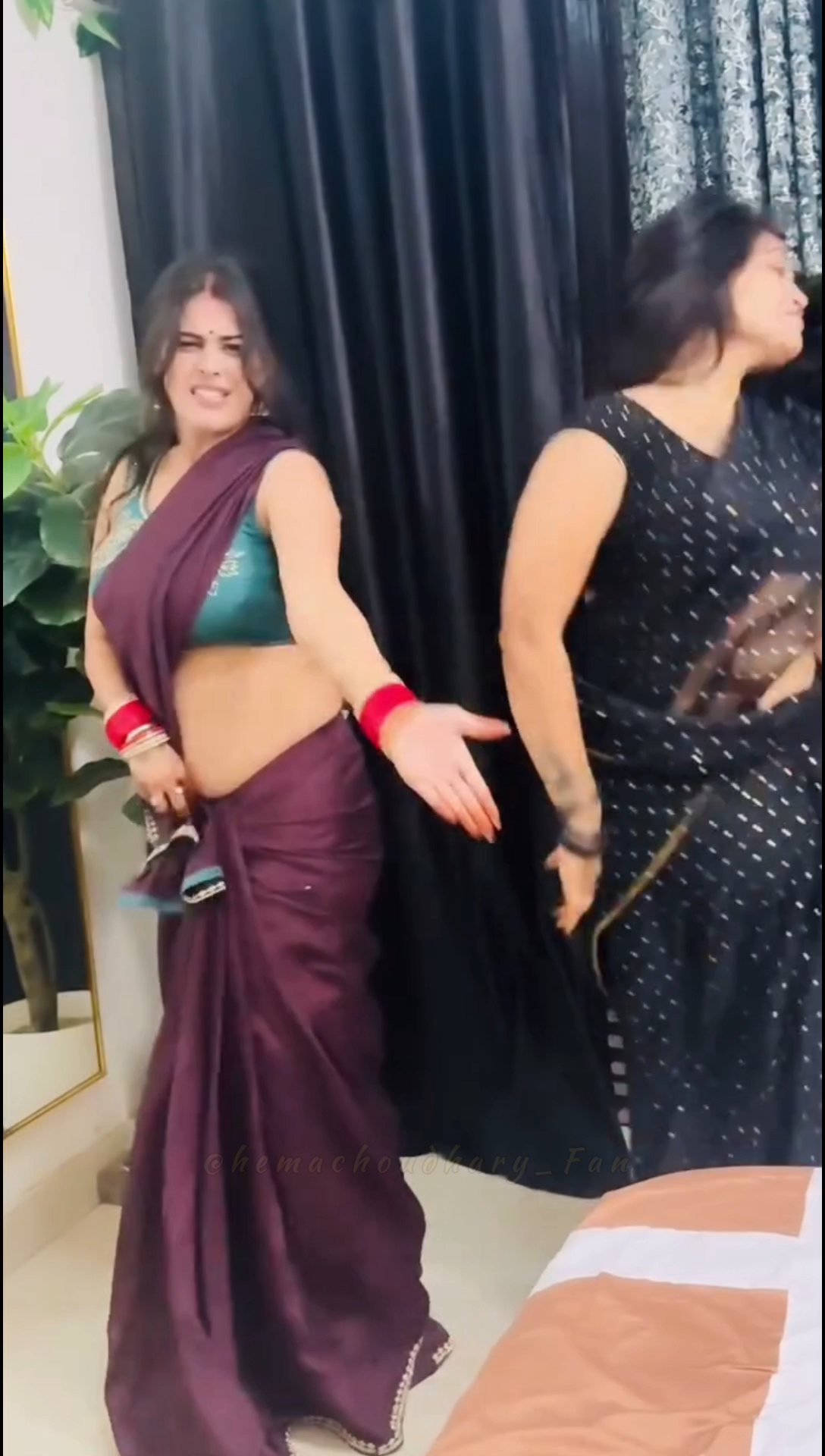 Beautiful Saree Dance 💃❤️ | Desi Dance & Fun Moments | Hema Choudhary #Shorts
