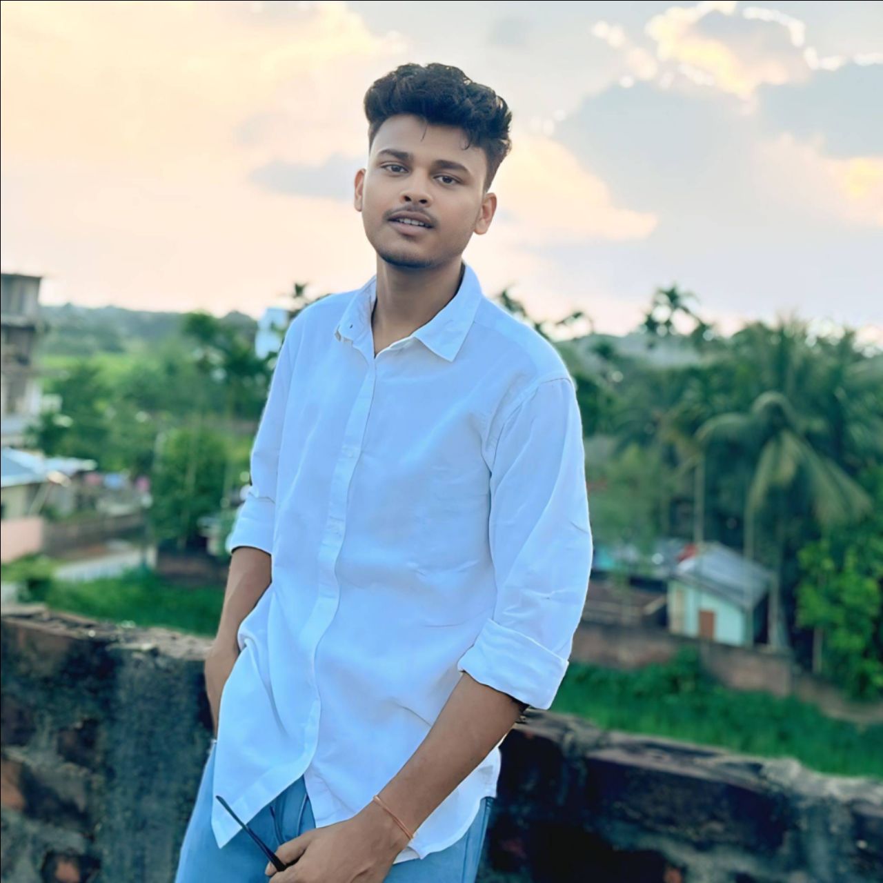 Anup33 on Bideo