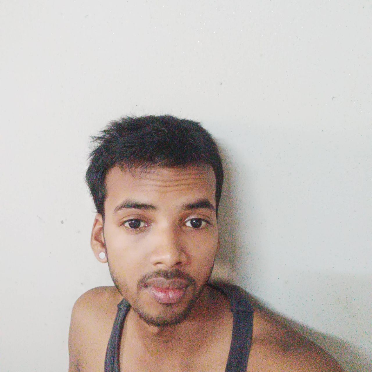 Virendrabollgar on Bideo