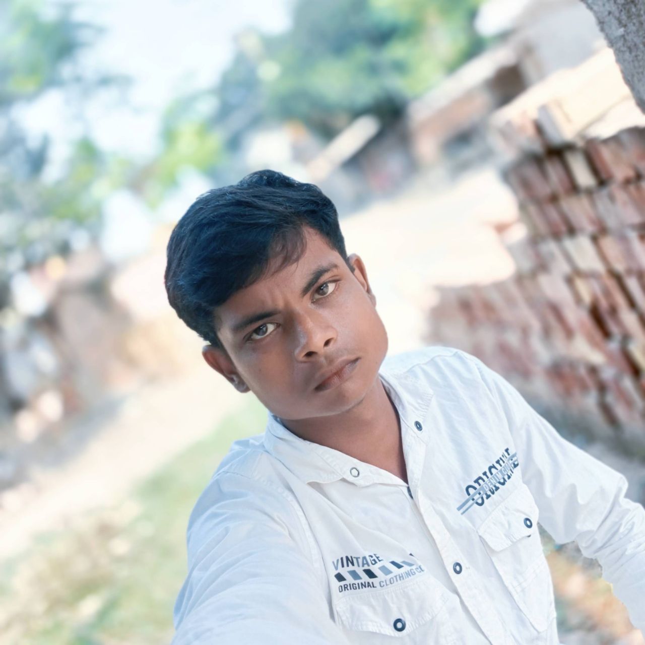 Ejajul sk on Bideo