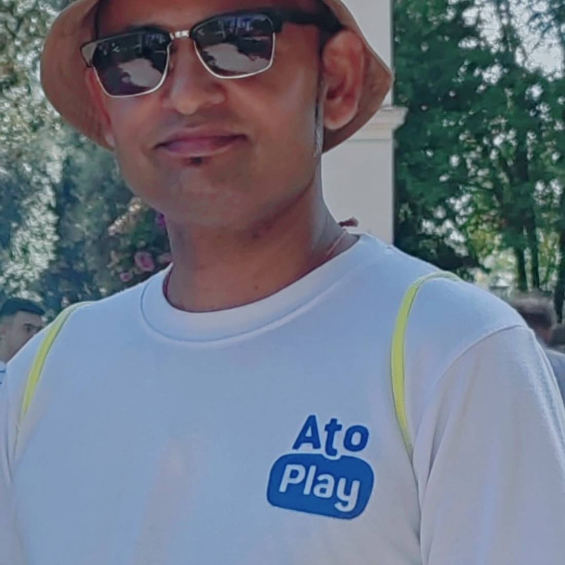 Italian Bihari on Bideo