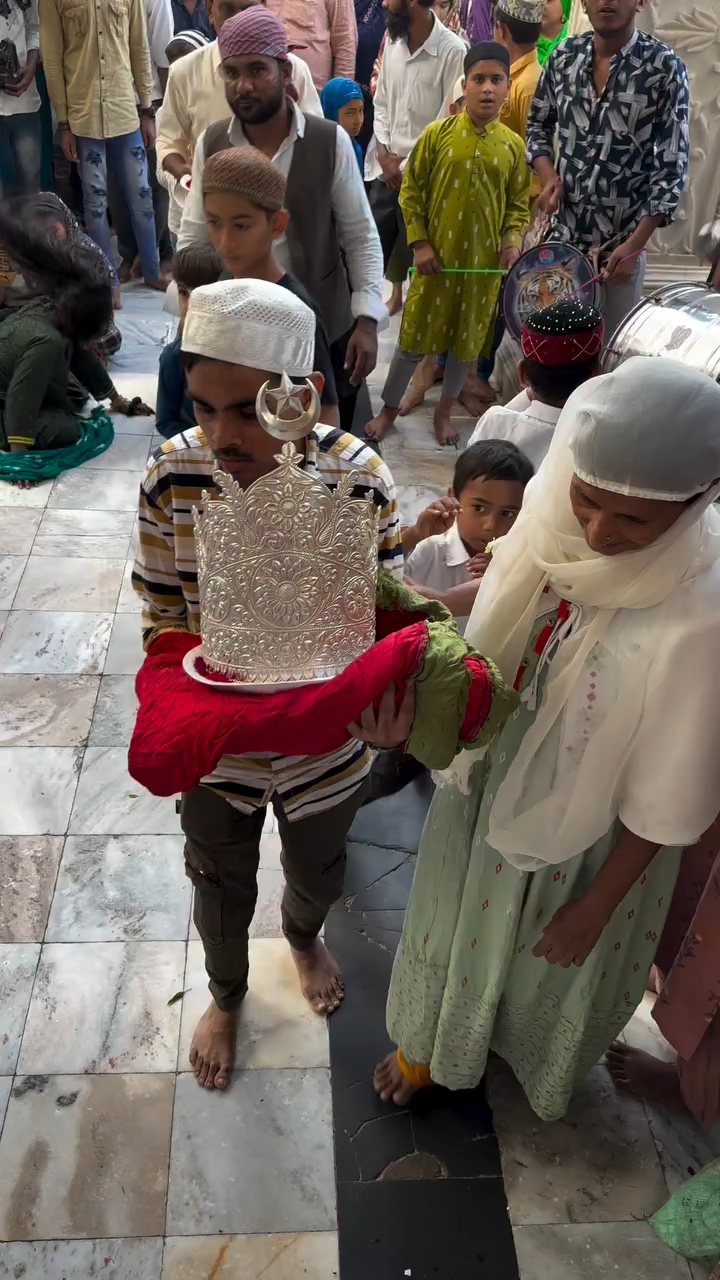 KHUDDAM E MIRA SAIYED ALI DATAR DARGAH SHRIF  CHIEF GADDI  SAIYED FAIZAN DATARI CONTACT+917201803574