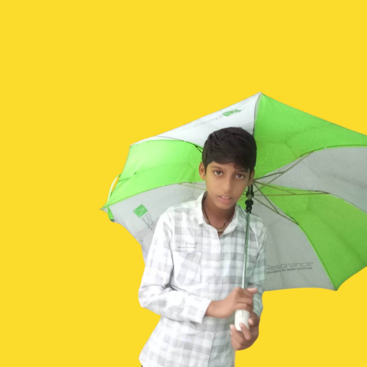 MrNikhil on Bideo