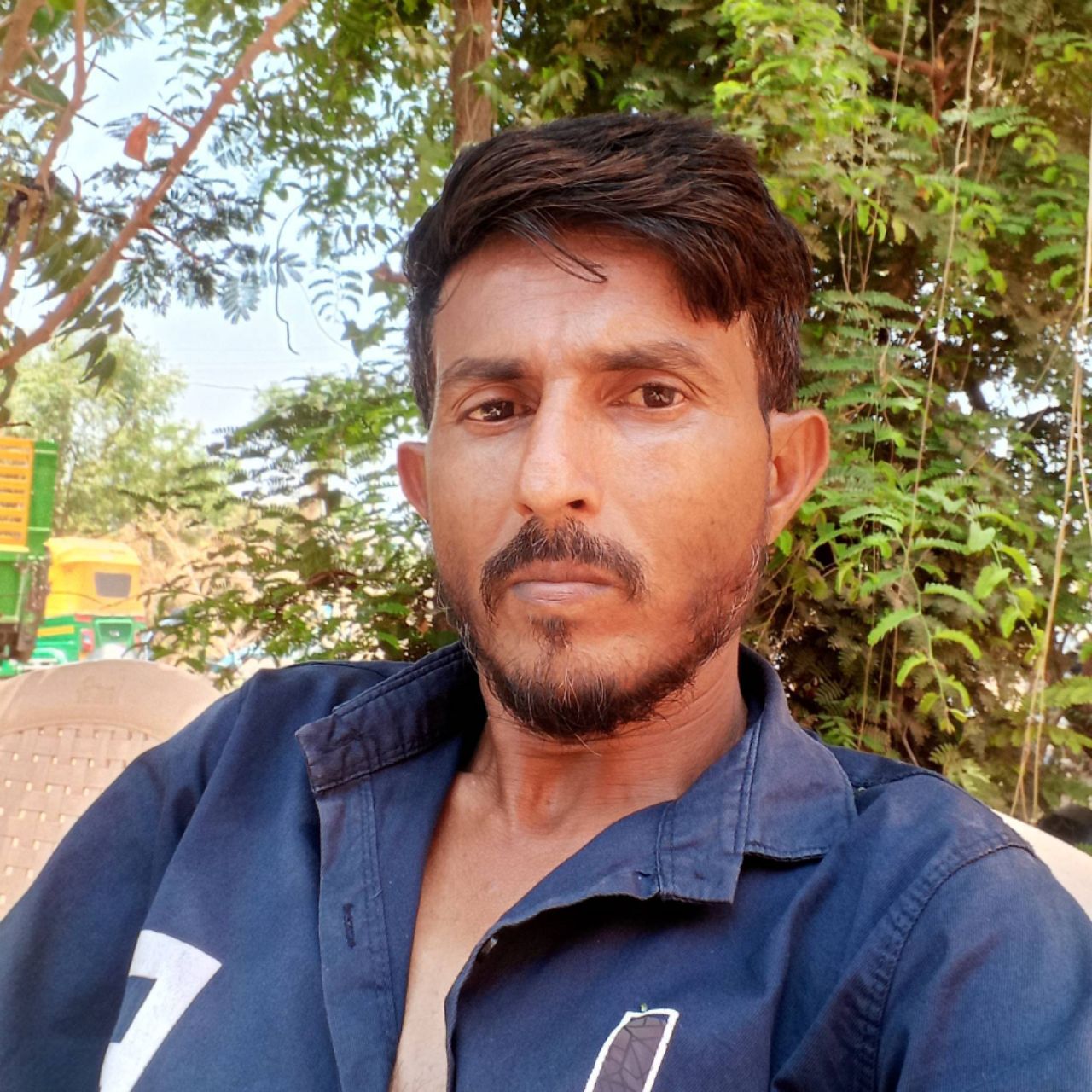Jignesh Bhadriya on Bideo