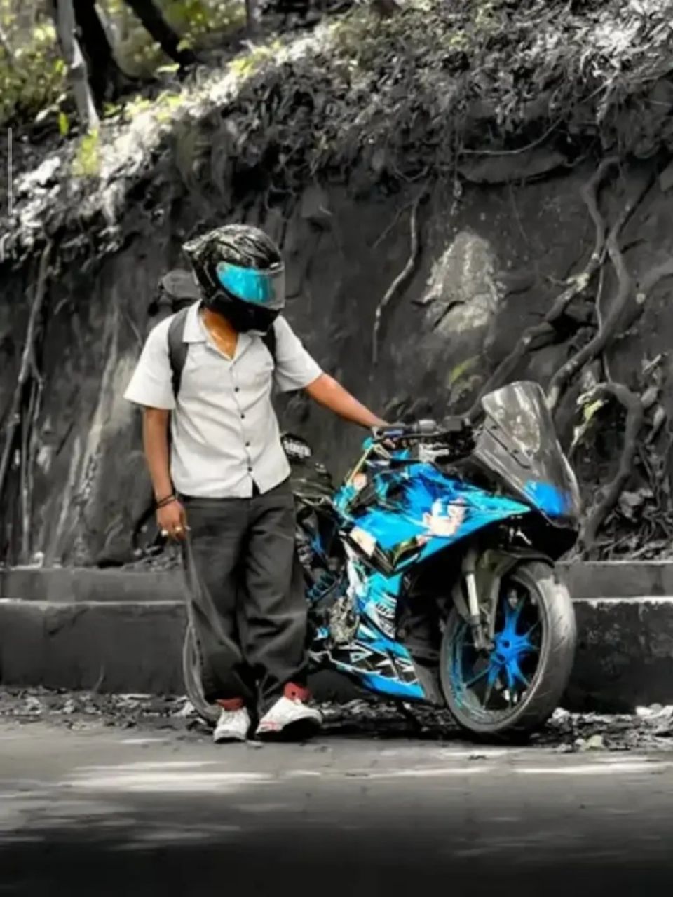 Post by Shrayash Rider on Bideo