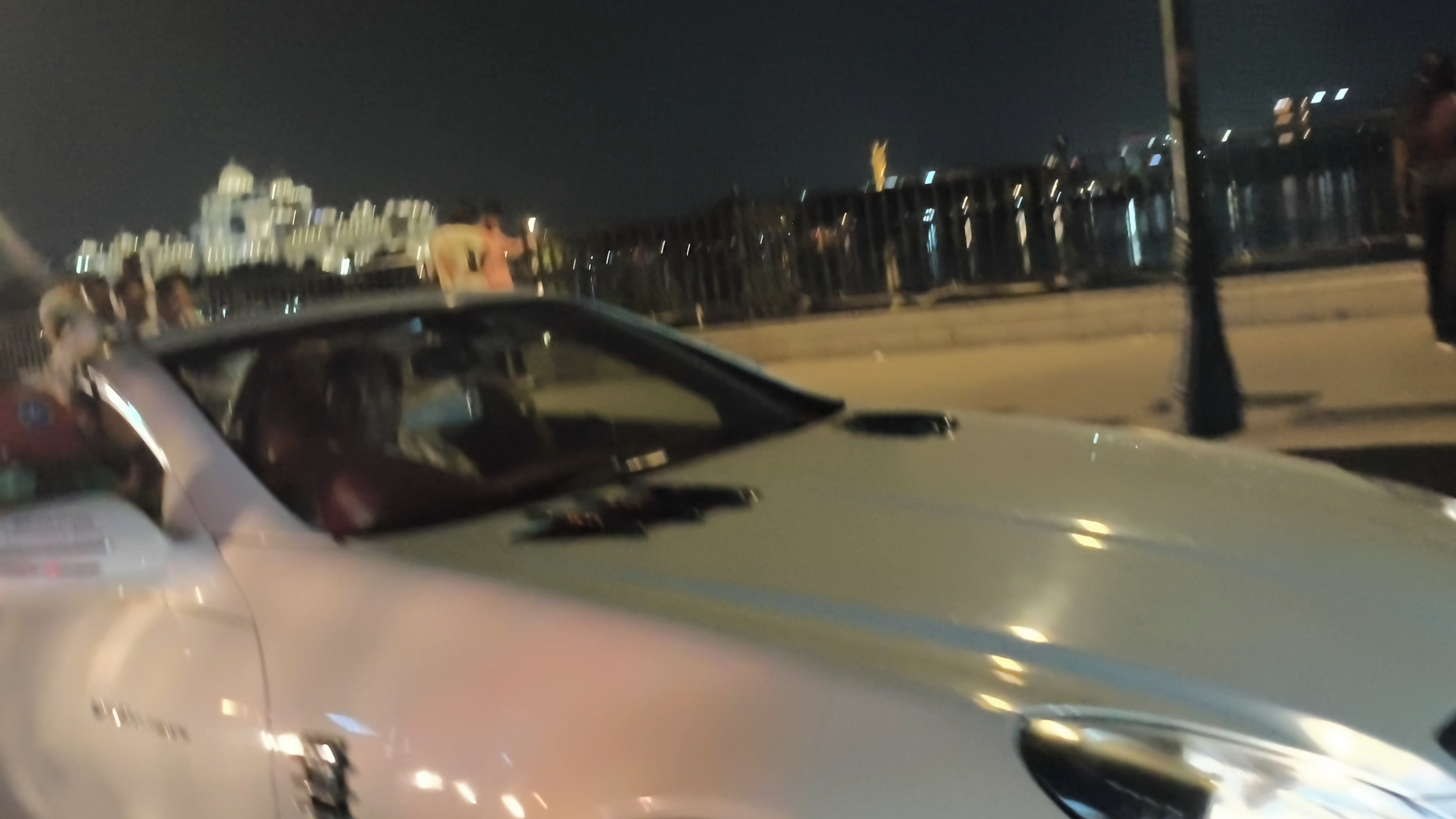 1 cr ka car