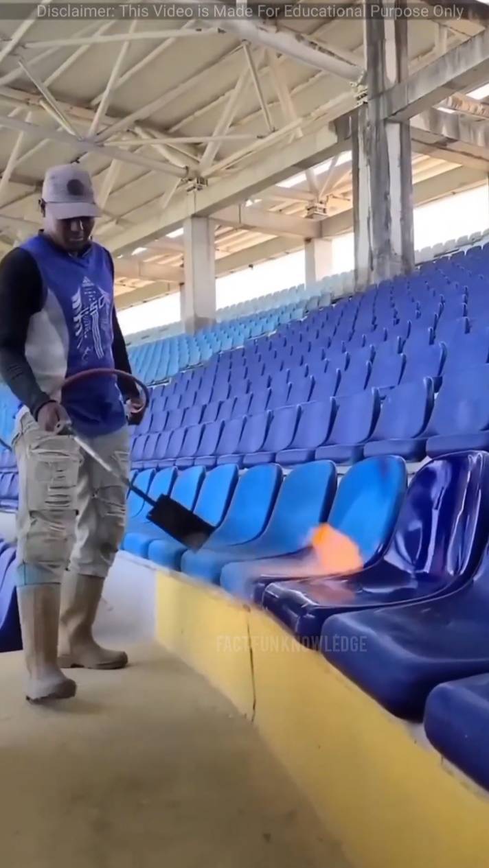 Stadium 🏟️ Mein Colour Kaise Hote Hai 🤯