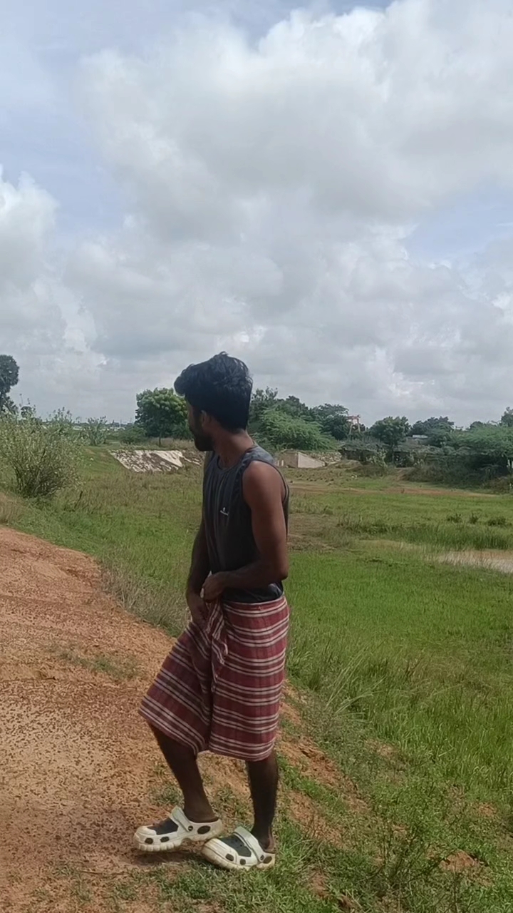সংসার ধ্বংস করবে  সংসার করবে 😡😡
#Rofikassamvlogger #funnyvideo #FacebookPage