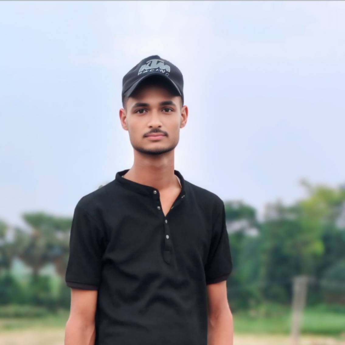 Naveen yadav on Bideo