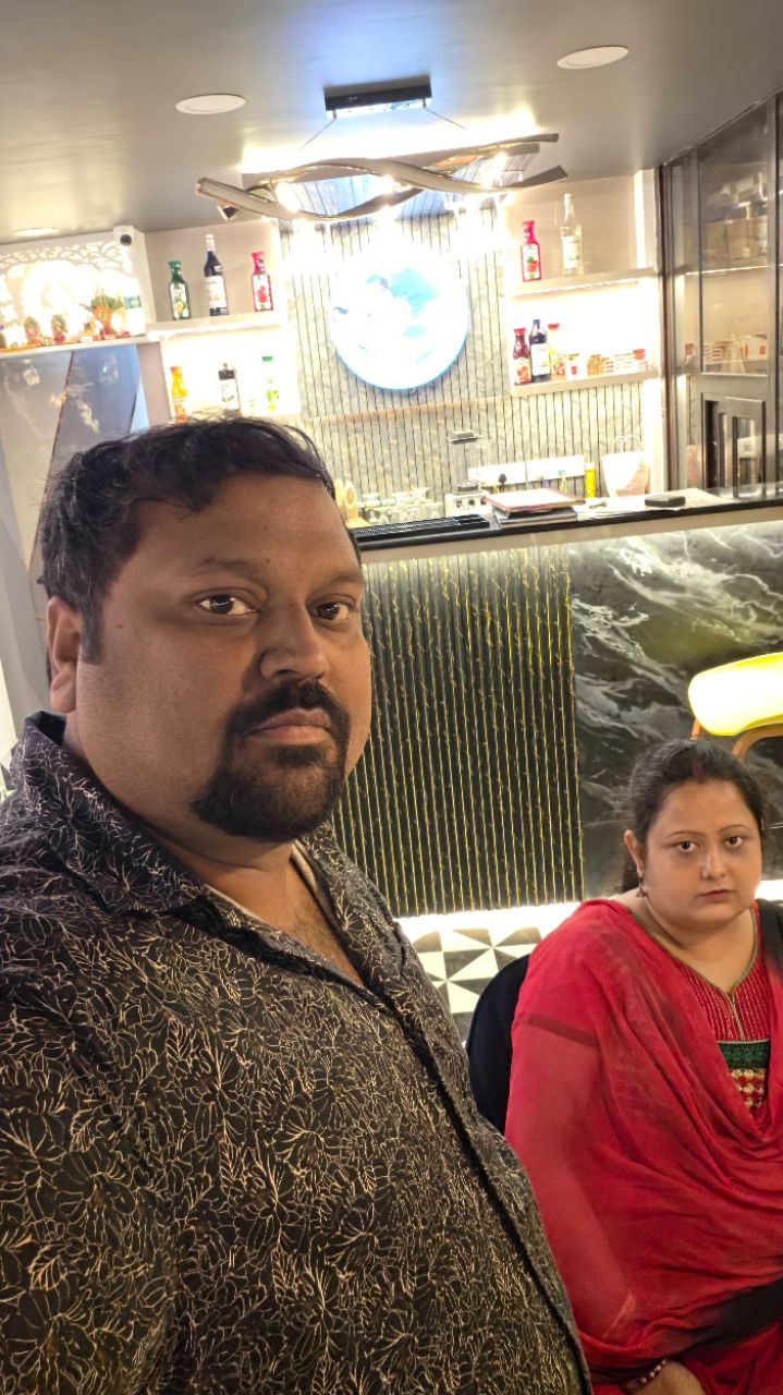 Mummy Papa aur Nalayak Beta 😅