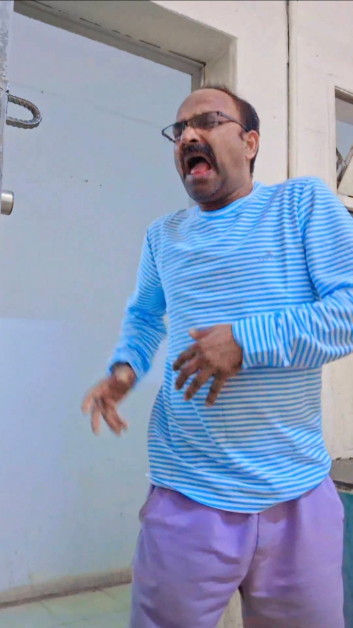 Billi Ne Danda Maar Diya😅😁 #ajaysharmavlogs #funnyreels #funnycatvideo