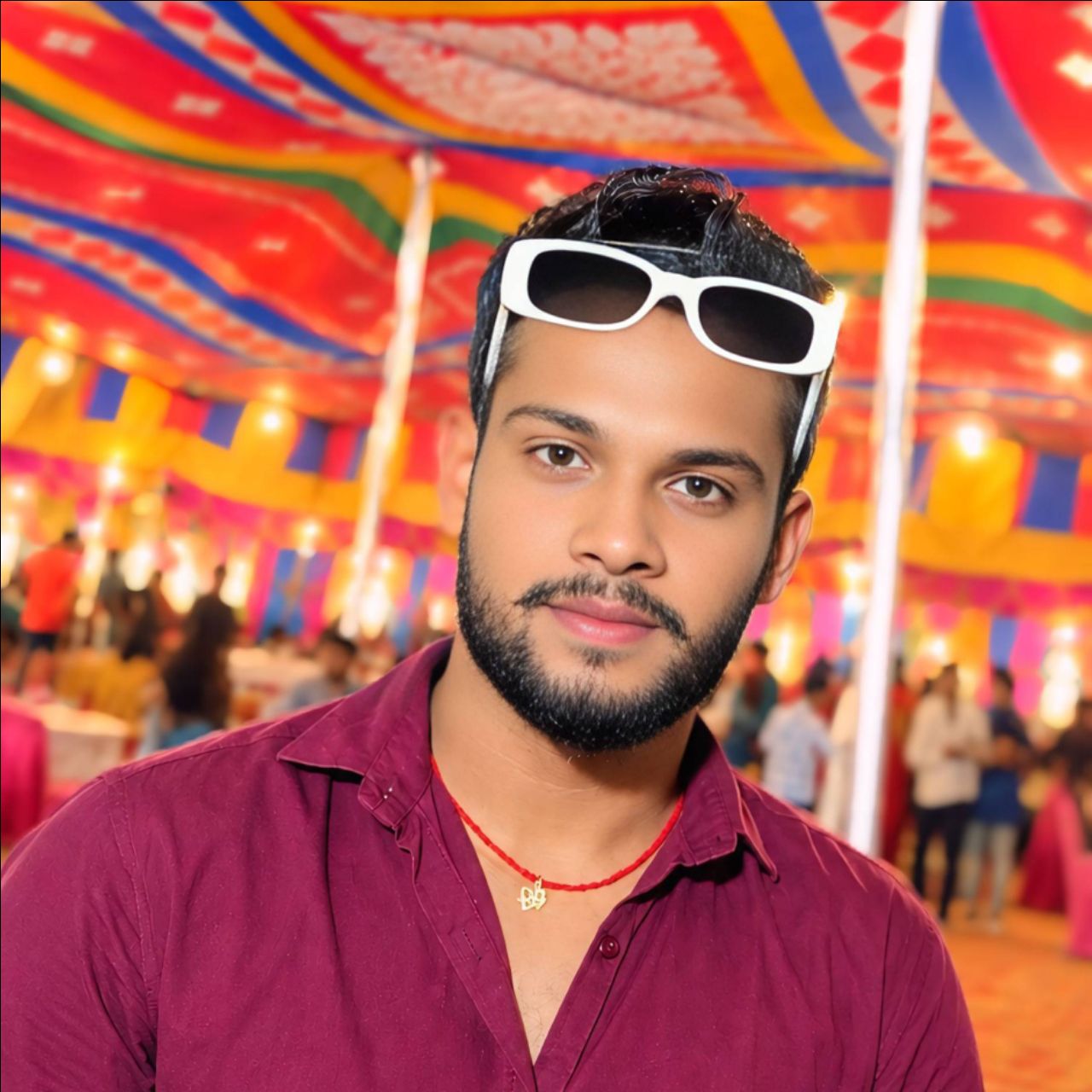 Raushan_Rohiaa on Bideo