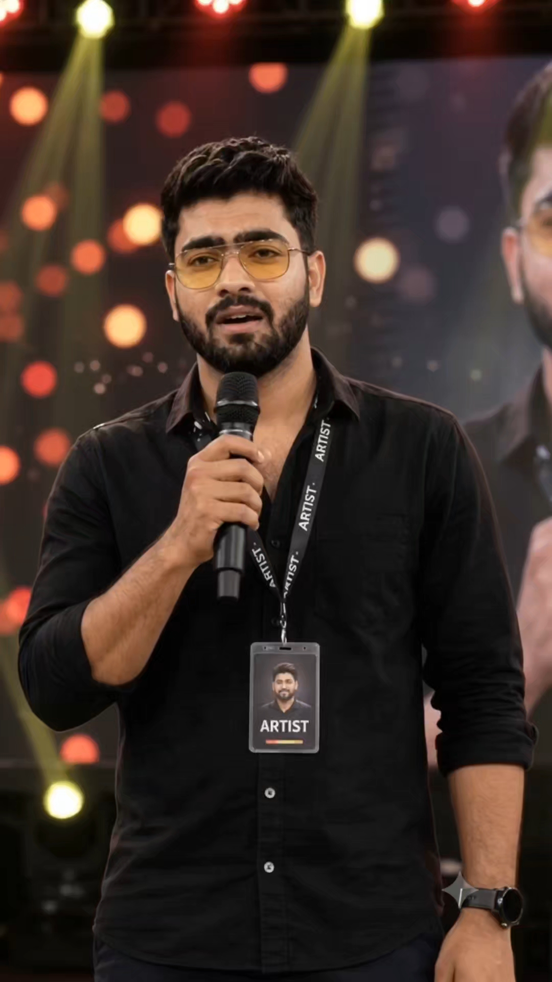 हमारी बात को मानो मामा यह दुनिया घर परिवार सब स्वार्थी होते हैं यकीन नहीं होता नौकरी छोड़ के