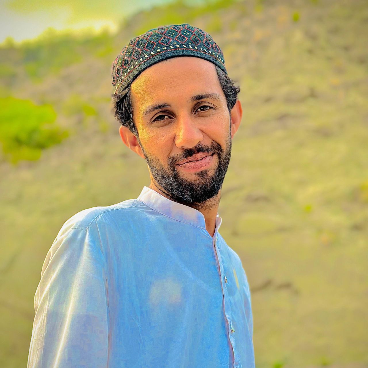 Arif NKS on Bideo