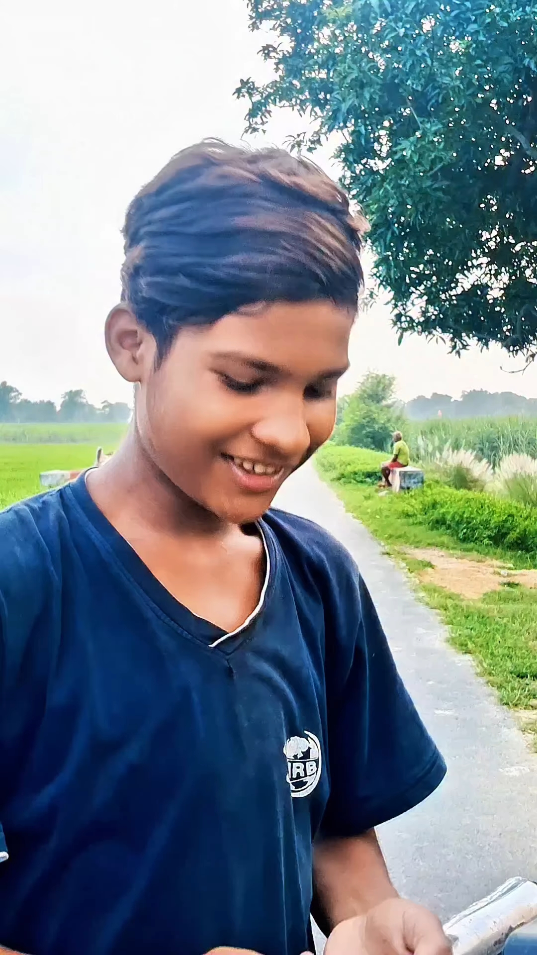 अरे Ambulance call करना था😁😂
#comedy
#mukesharvin
#treding
#viralbideo