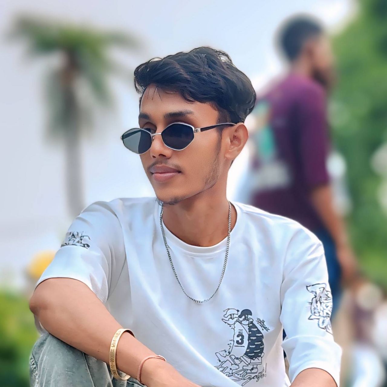 Shayar 🎙️ on Bideo