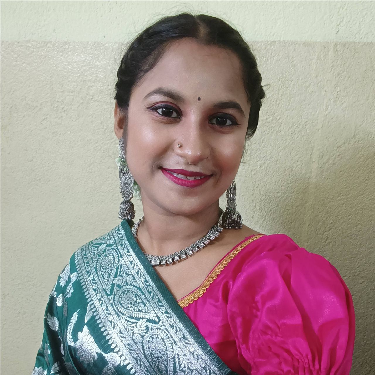 Saheli'sworld on Bideo
