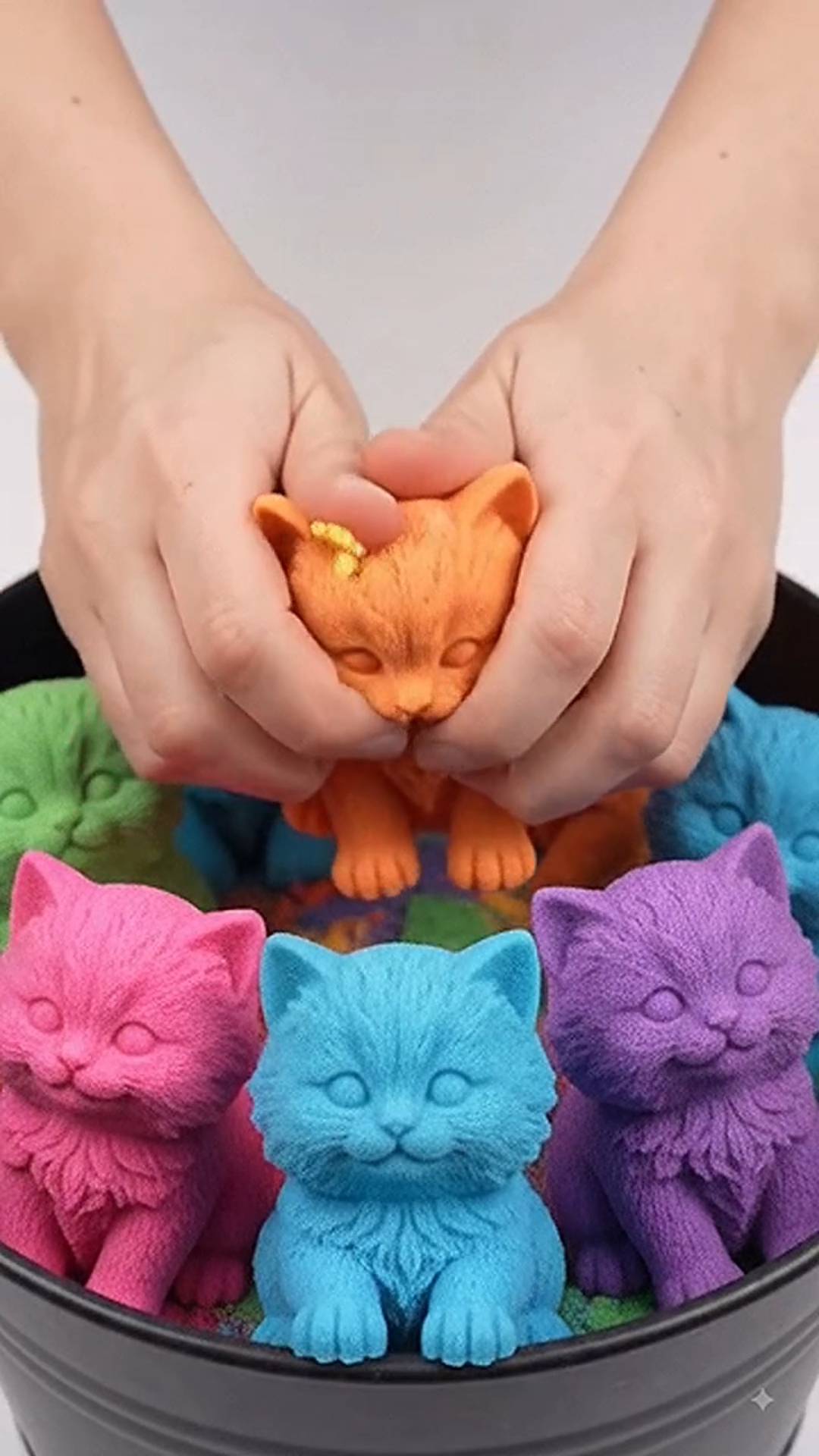 Kitten shaped colourful gym chalk crushing ASMR 😍