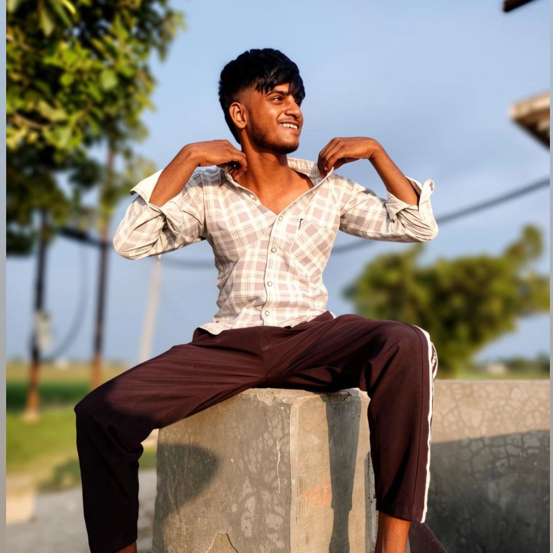Official_aditya_23 on Bideo