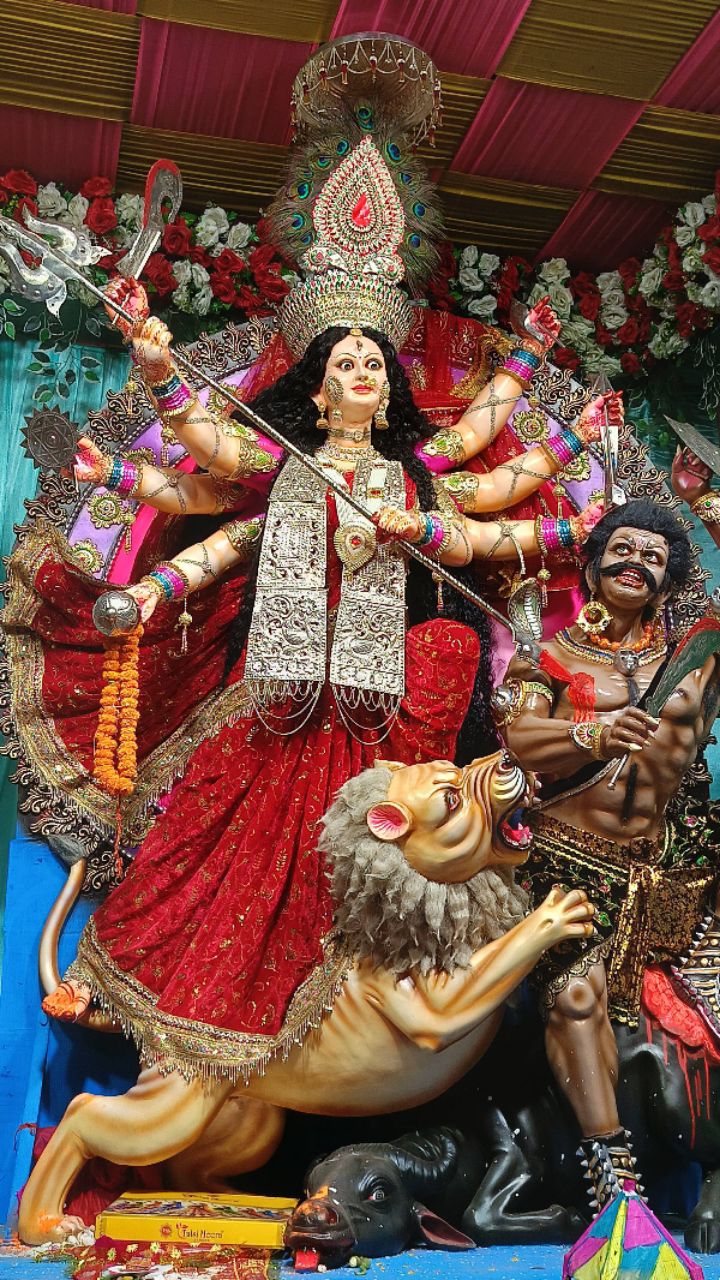 🌺 बोलो सच्चे दरबार की — जय माता दी! 🙏❤️