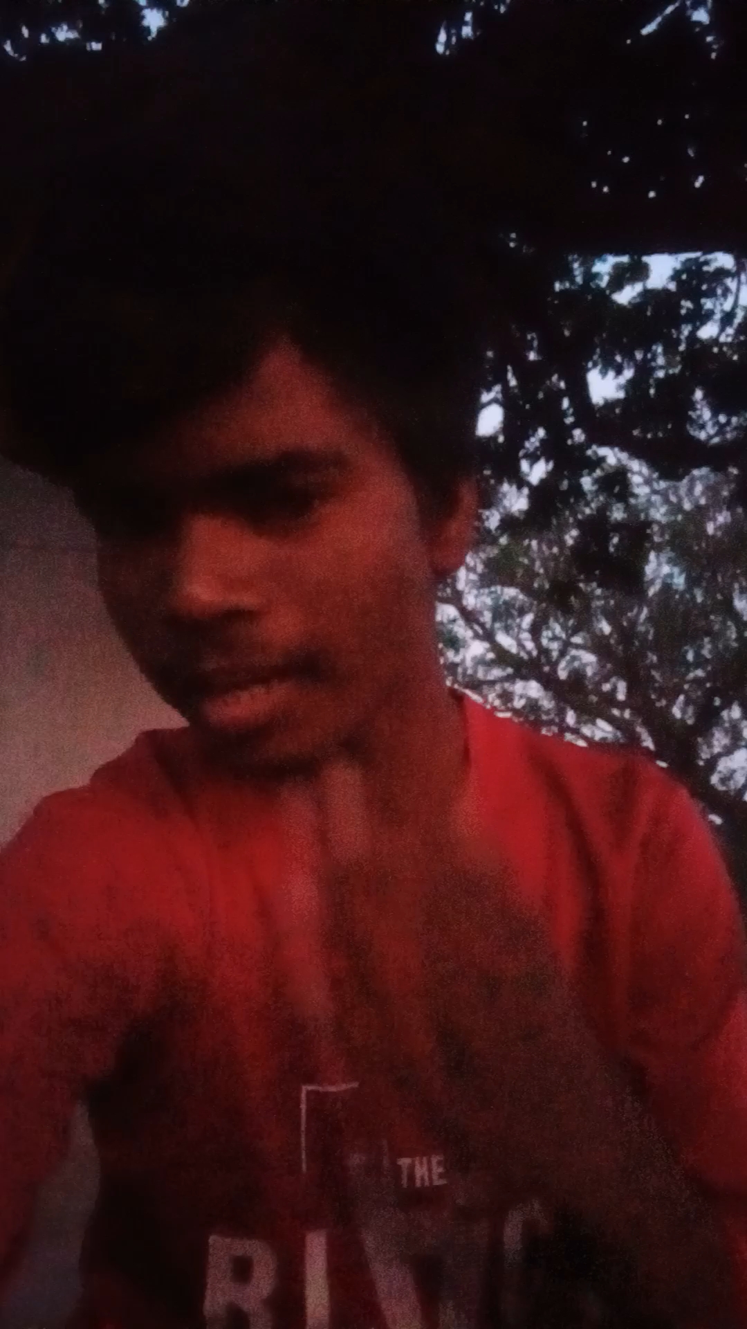 Me itna red kinyu nhu 🤔🤔🎥