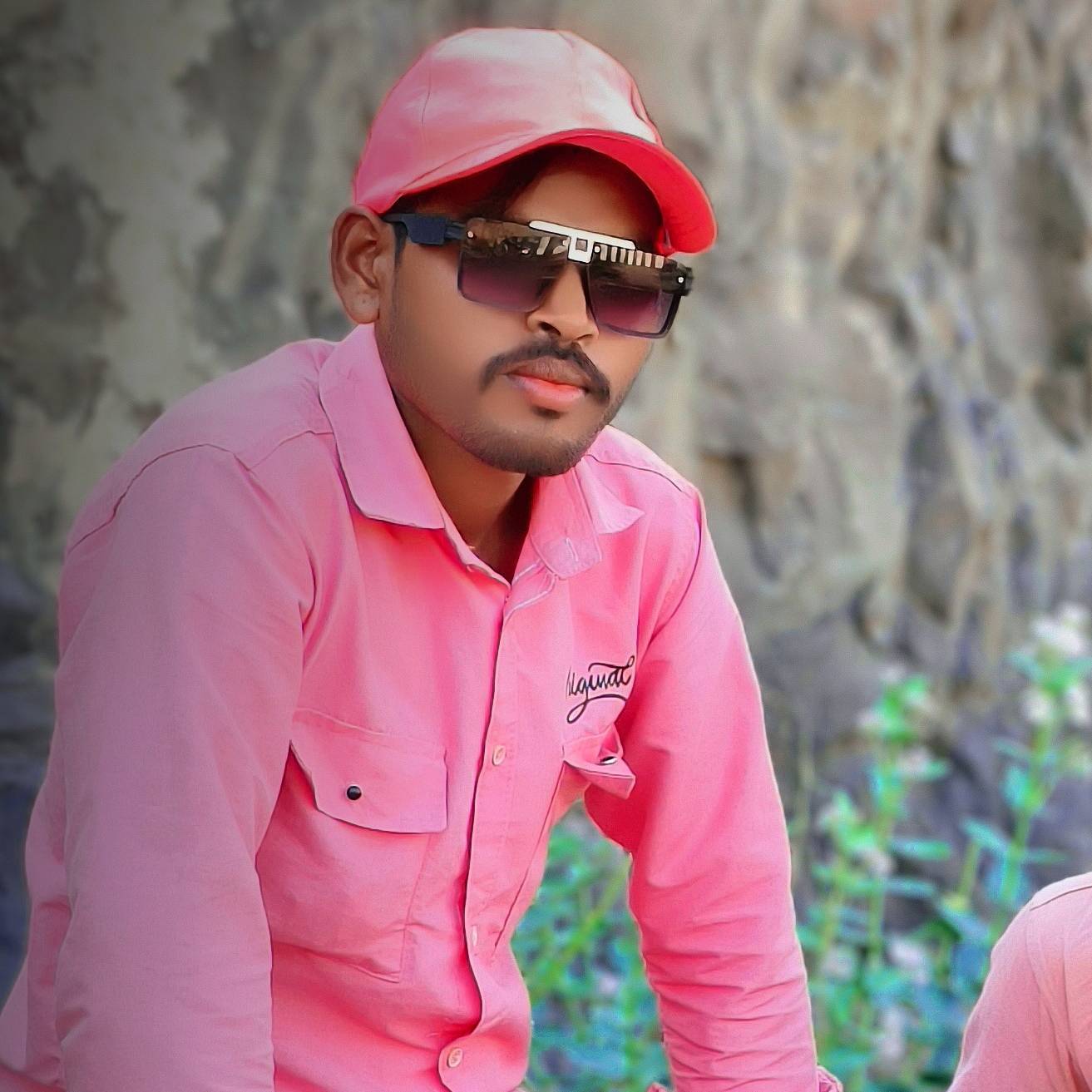 Dashrath Dudve on Bideo