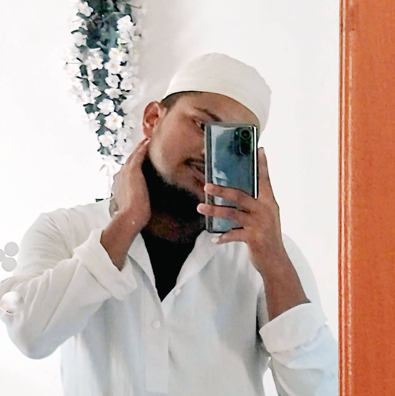 MD ALOM CHY on Bideo