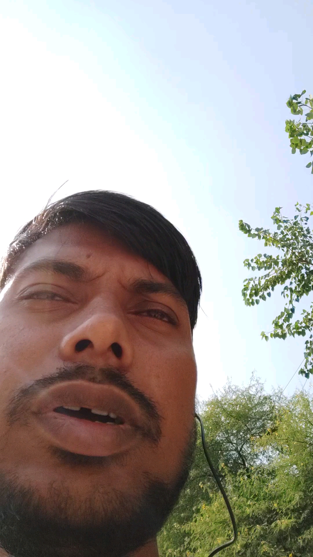 Mera naam Ali hai aur main noida sector 44 me rehta hu. Aur hum jharkhand se hu mera Frist Blog
