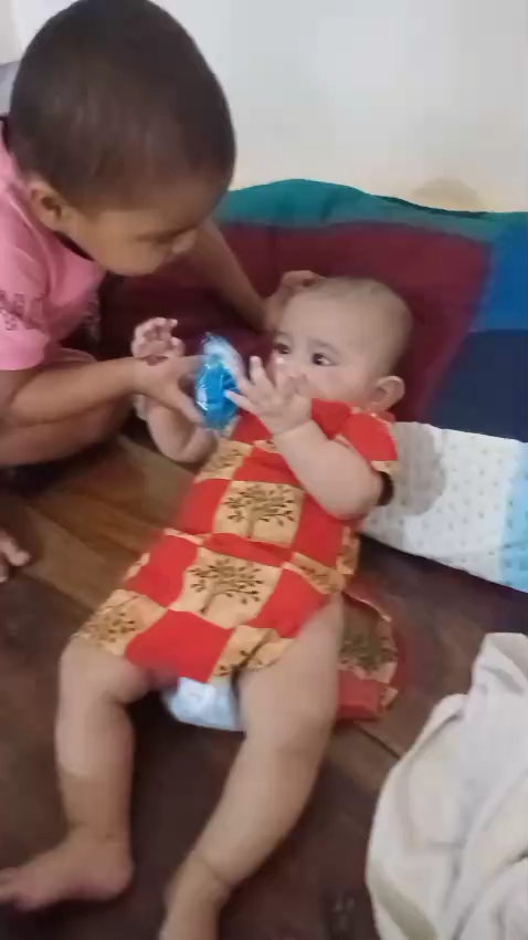 Cute baby 😍🍼