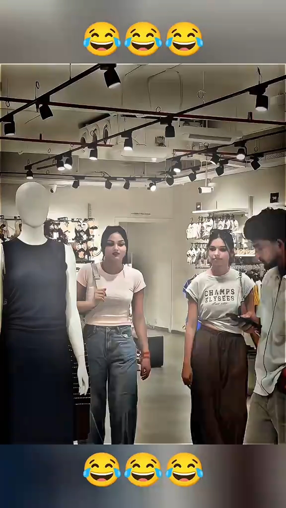 Fun in mall😂😂