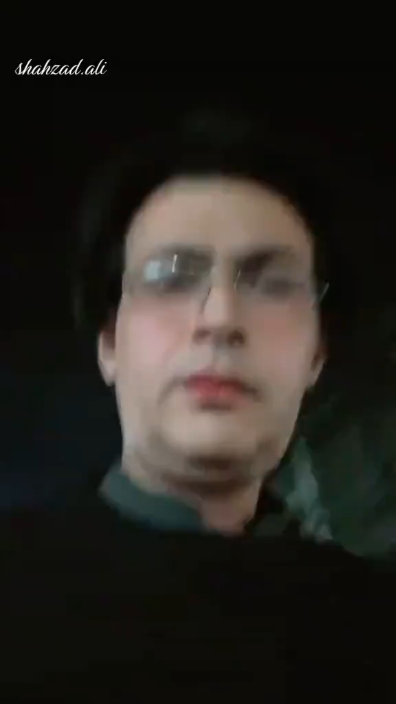 Hi