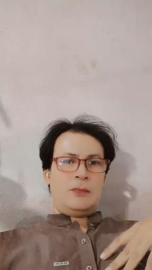 Hi
