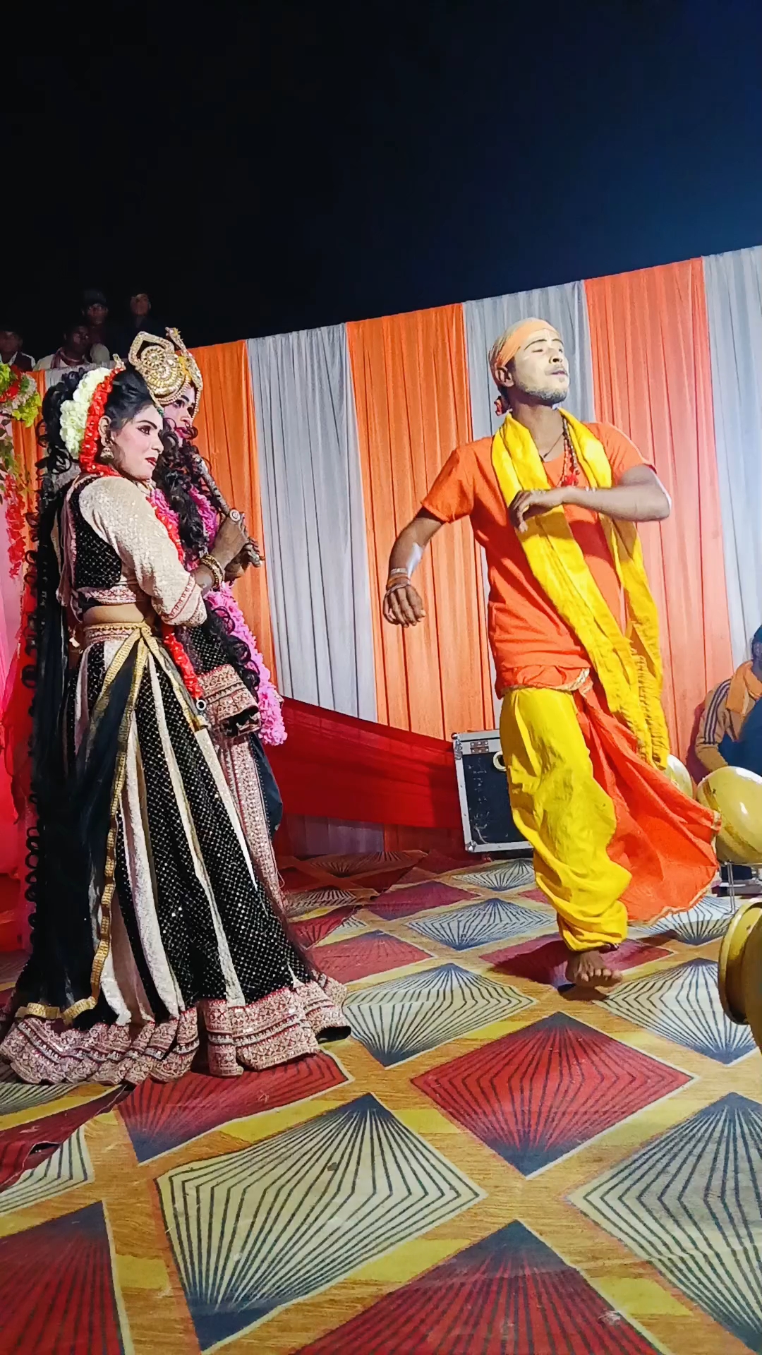 Jhaki dance so