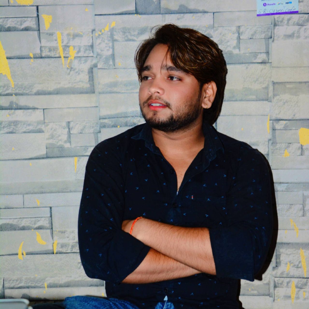 Kartik ke vlogs on Bideo