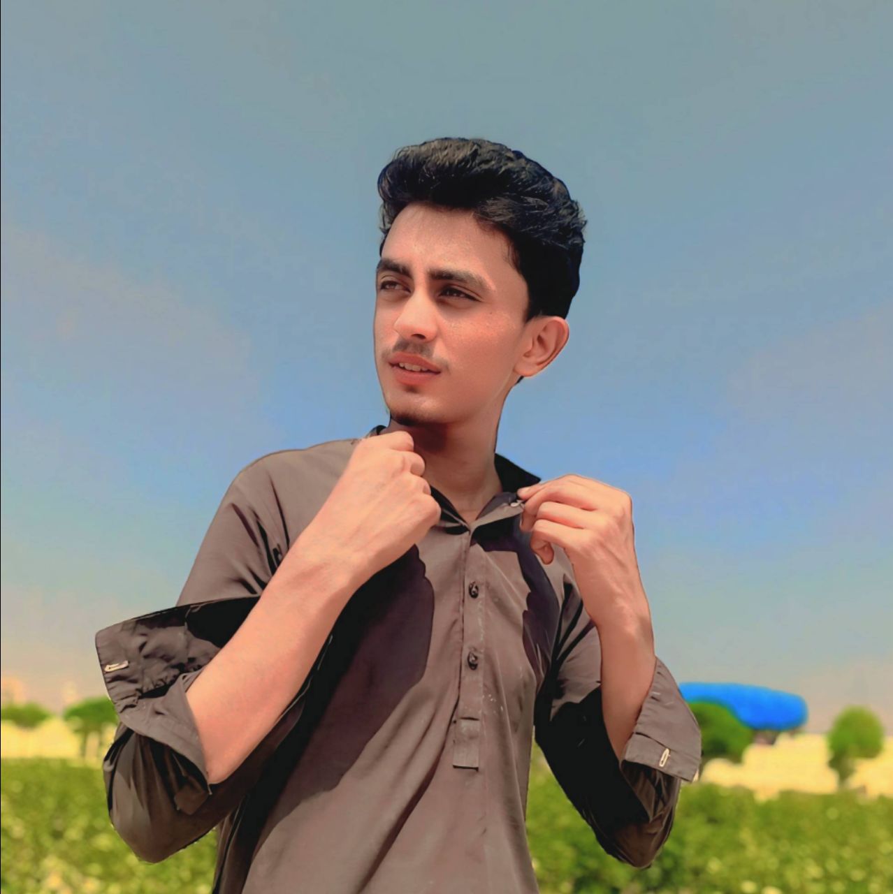 Faisalmalik on Bideo