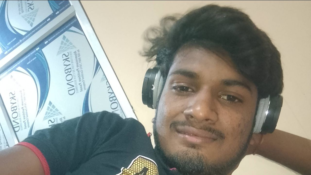 हमारा चैनल मोनेटाइज हो गया है