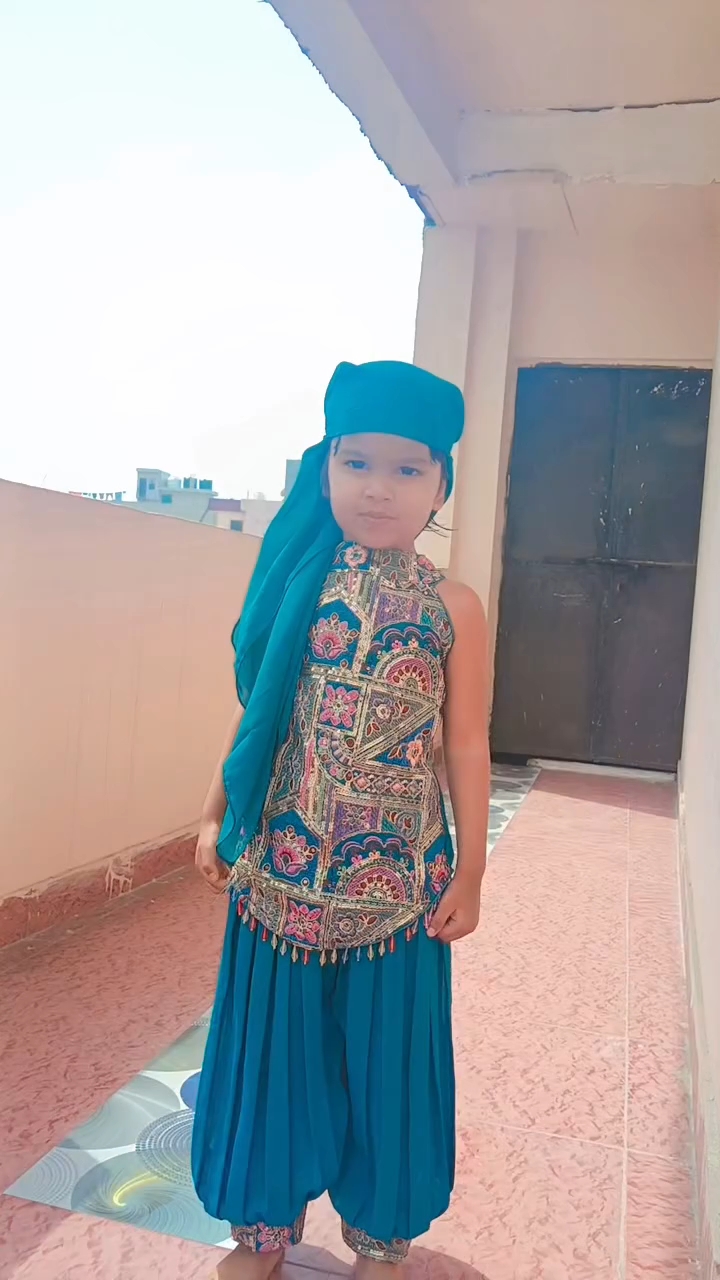 #Dance with this song 🤣😀😀😀